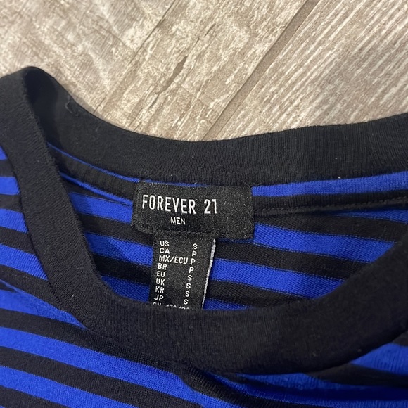 Forever 21 Tee - Picture 3 of 3